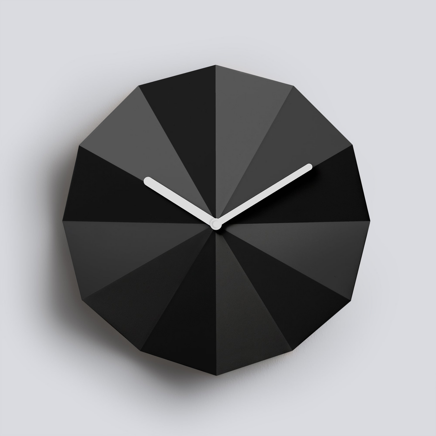 Delta Clock Black