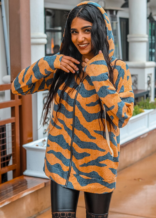 ANIMAL PRINT ZIPPER FRONT HOODIE