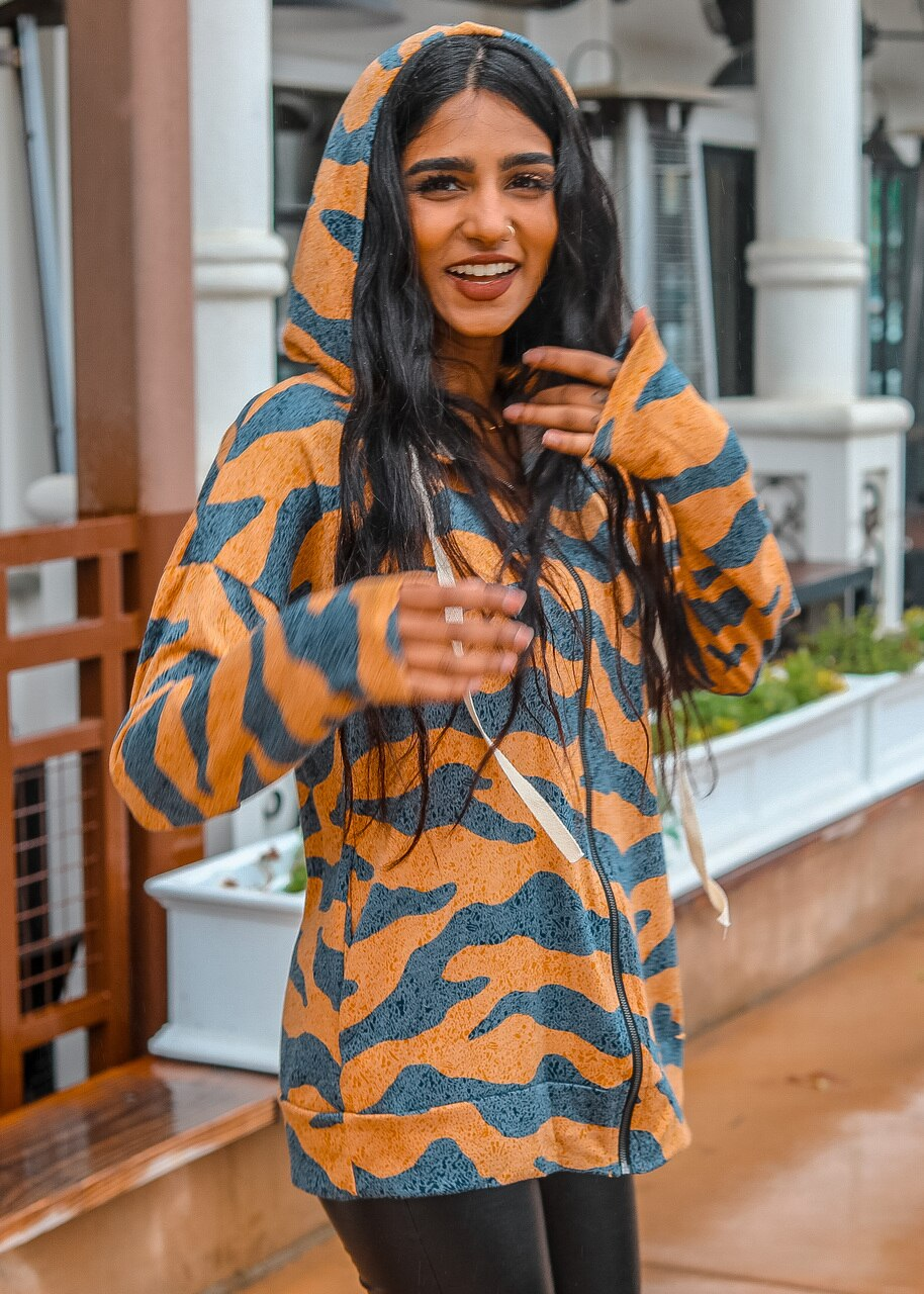 ANIMAL PRINT ZIPPER FRONT HOODIE