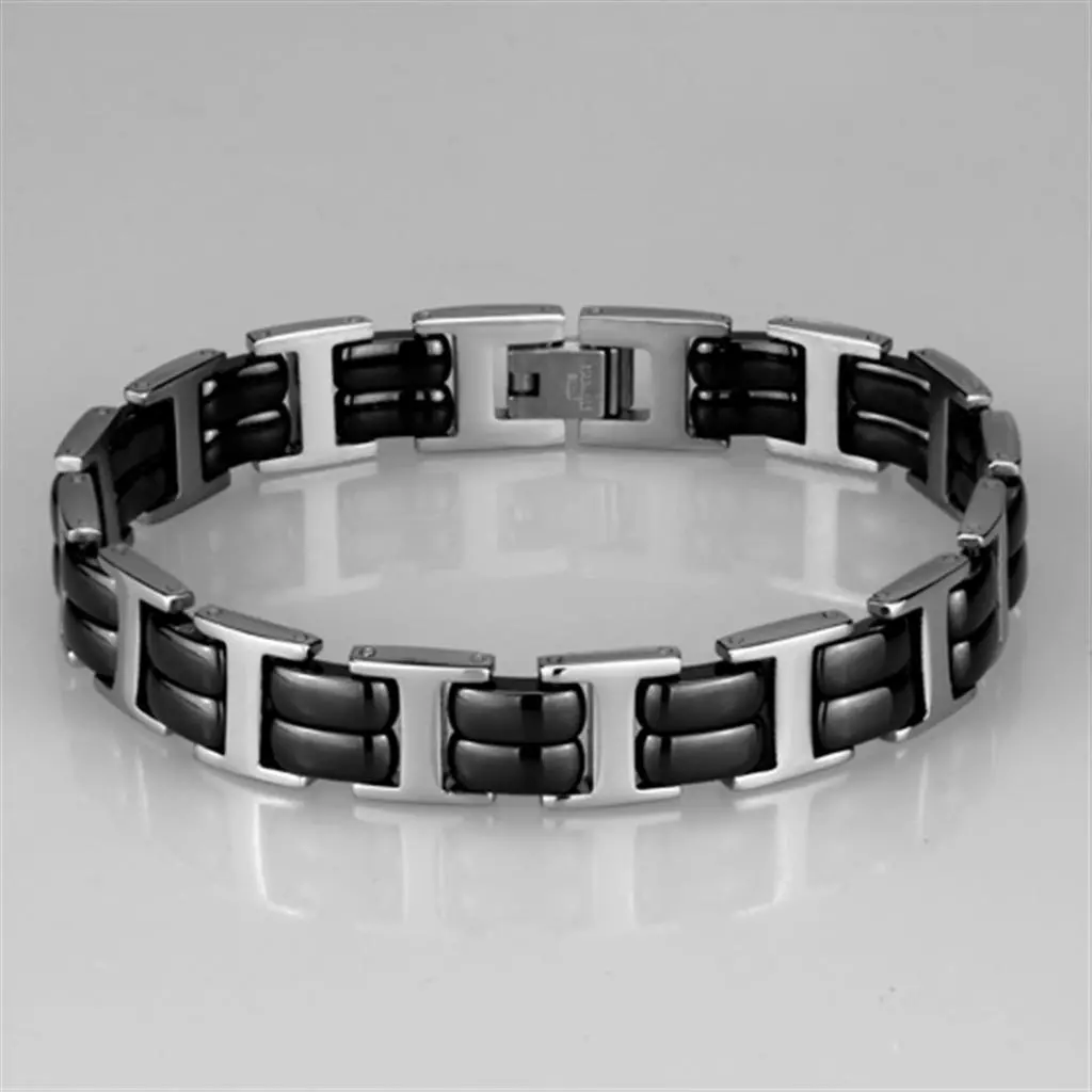 3W996 - High polished (no plating) Stainless Steel Bracelet with Ceramic  in Jet